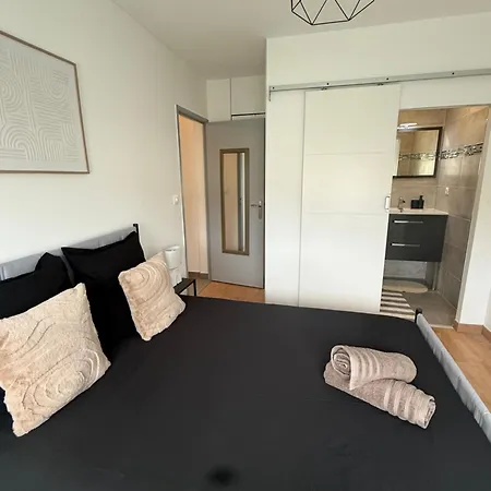 Apartman T4 Design Lumineux Climatise Avec Balcon &